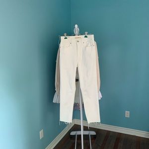 Levi’s - High rise straight jeans (white)